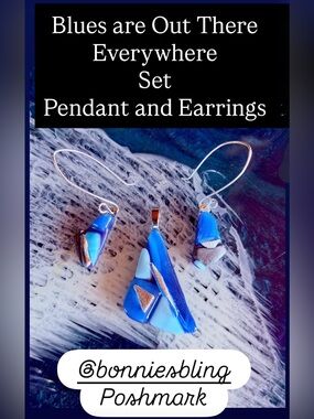Bonnie’s Bling One of a Kind Fused Glass Jewelry and Accessories to Wear.